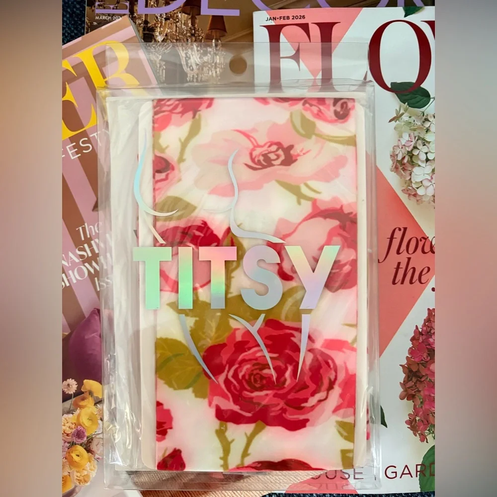 AKIRA Titsy Floral Rose Opaque Tights